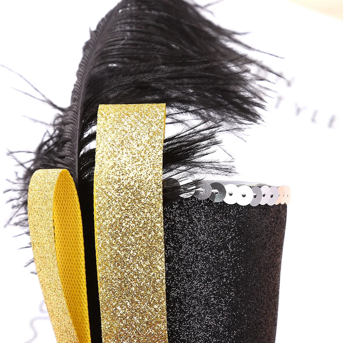 Diadema Mini Sombrero de Copa con Plumas